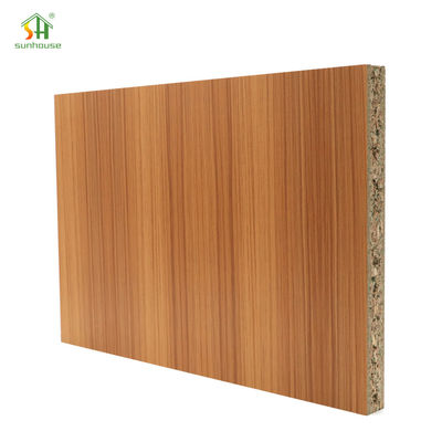 Giá tốt. 9mm 12mm 15mm Melamine Chipboard Veneer Fiberboard 4x8ft Melamine Particle Board trực tuyến