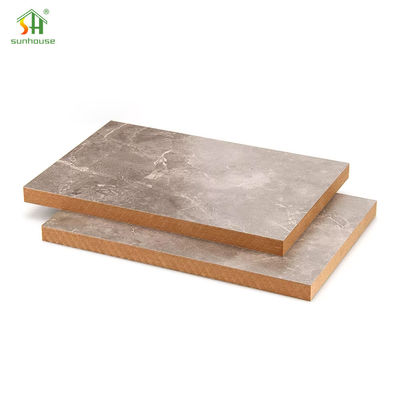 Giá tốt. Kháng cháy Melamine tấm ván 4x8ft 12mm veneered MDF Board trực tuyến
